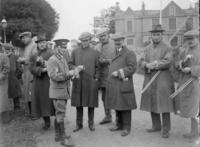 Framed Print : At the RAC TT race, Isle of Man, 10 June 1914. Artist: Bill Brunell Framed Print : At the RAC TT race, Isle of Man, 10 June 1914. Artist: Bill Brunell