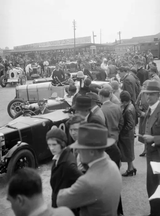 Framed Print : Race meeting at Brooklands. Artist: Bill Brunell Framed Print : Race meeting at Brooklands. Artist: Bill Brunell