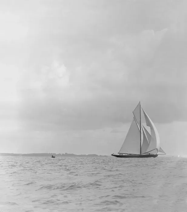 Framed Print : The racing cutter Terpisichore running downwind, 1922. Creator: Kirk & Sons of Cowes Framed Print : The racing cutter Terpisichore running downwind, 1922. Creator: Kirk & Sons of Cowes