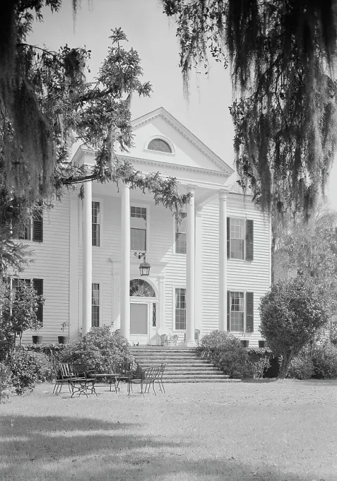 Framed Print : Radcliffe Cheston, Jr. Friendfield Plantation, residence in Georgetown, South Carolina, 1937. Creator: Gottscho-Schleisner, Inc Framed Print : Radcliffe Cheston, Jr. Friendfield Plantation, residence in Georgetown, South Carolina, 1937. Creator: Gottscho-Schleisner, Inc