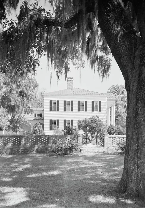 Framed Print : Radcliffe Cheston, Jr. Friendfield Plantation, residence in Georgetown, South Carolina, 1937. Creator: Gottscho-Schleisner, Inc Framed Print : Radcliffe Cheston, Jr. Friendfield Plantation, residence in Georgetown, South Carolina, 1937. Creator: Gottscho-Schleisner, Inc