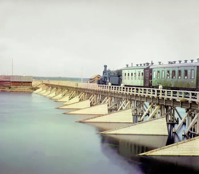 Framed Print : Railroad bridge over the Shuya River, 1915. Creator: Sergey Mikhaylovich Prokudin-Gorsky Framed Print : Railroad bridge over the Shuya River, 1915. Creator: Sergey Mikhaylovich Prokudin-Gorsky