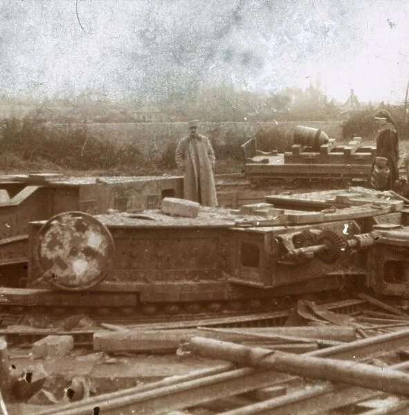Railway mounting for Big Bertha gun, c1914-c1918
