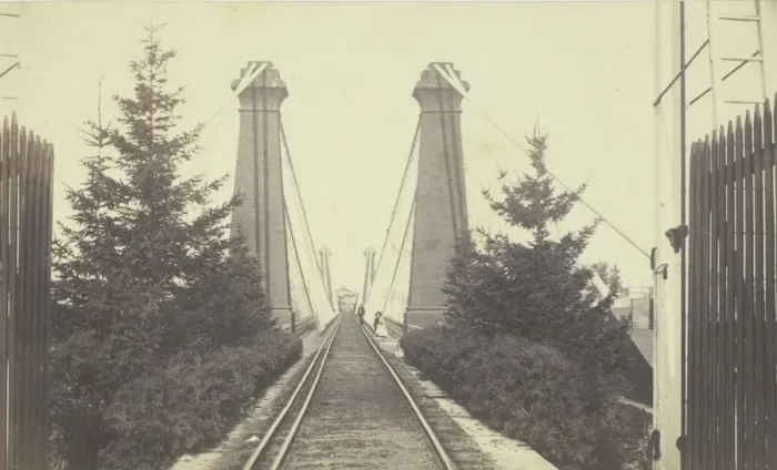 Framed Print : Railway Suspension Bridge, Niagara Falls, 19th century. Creator: S. Barnett Framed Print : Railway Suspension Bridge, Niagara Falls, 19th century. Creator: S. Barnett