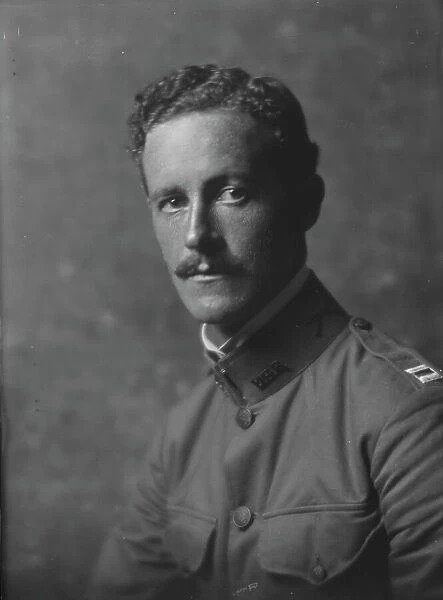Rainsford, Captain, portrait photograph, 1917 Aug. 22. Creator: Arnold Genthe
