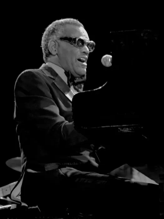 Framed Print : Ray Charles, Knebworth, 1982. Artist: Brian O Connor Framed Print : Ray Charles, Knebworth, 1982. Artist: Brian O Connor