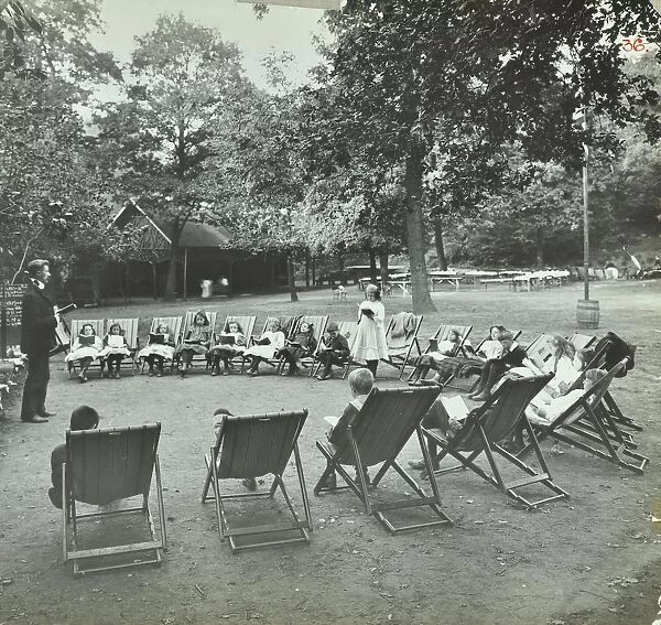 Reading lesson outside, Bostall Woods Open Air School, London, 1907