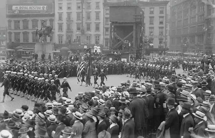 Framed Print : Recruiting Parade, 1917. Creator: Bain News Service Framed Print : Recruiting Parade, 1917. Creator: Bain News Service