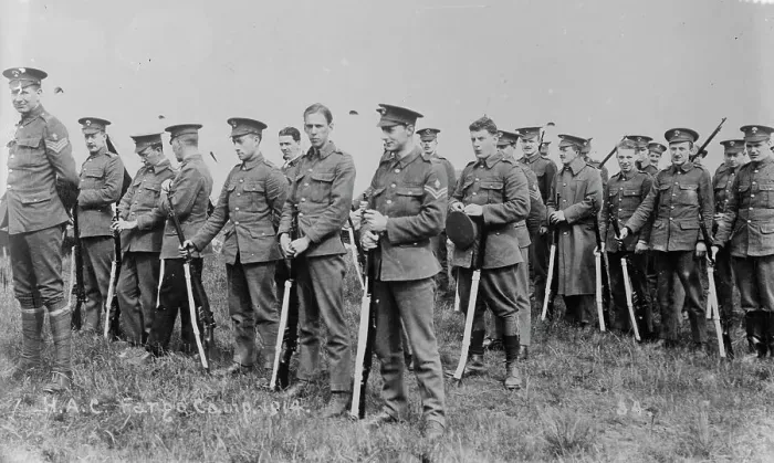 Framed Print : Recruits, Aldershot, H.A.C. Fargo Camp, 1914, 1914. Creator: Bain News Service Framed Print : Recruits, Aldershot, H.A.C. Fargo Camp, 1914, 1914. Creator: Bain News Service