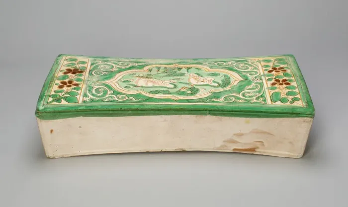 Framed Print : Rectangular Pillow with Mandarin Ducks in a Lily Pond, Jin dynasty Framed Print : Rectangular Pillow with Mandarin Ducks in a Lily Pond, Jin dynasty
