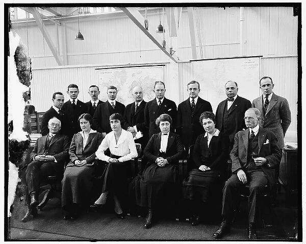 Red Cross Group, between 1910 and 1920. Creator: Harris & Ewing. Red Cross Group, between 1910 and 1920. Creator: Harris & Ewing