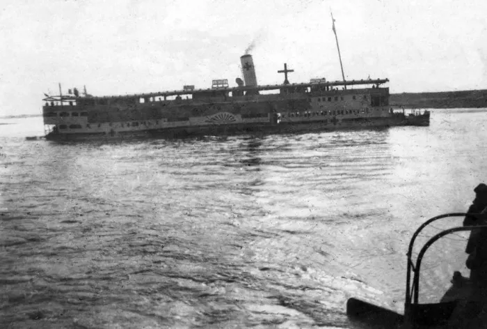 Framed Print : Red Cross river boat going up the Tigris River, Mesopotamia, WWI, 1918 Framed Print : Red Cross river boat going up the Tigris River, Mesopotamia, WWI, 1918