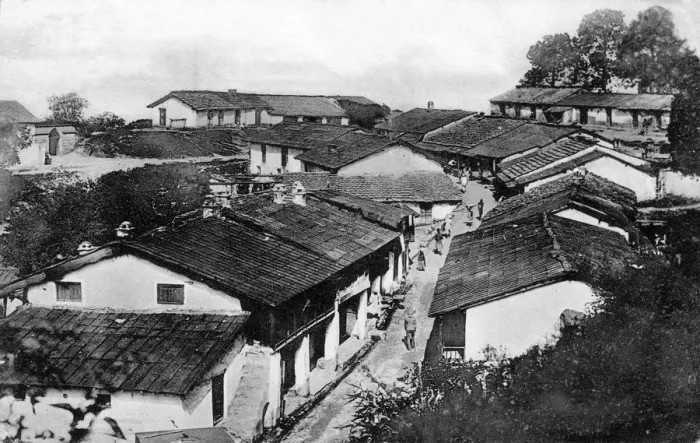 Framed Print : Regimental bazaar, Ranikhet, Uttaranchal, India, early 20th century Framed Print : Regimental bazaar, Ranikhet, Uttaranchal, India, early 20th century