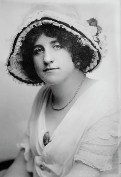 Framed Print : Regina Rambo, between c1910 and c1915. Creator: Bain News Service Framed Print : Regina Rambo, between c1910 and c1915. Creator: Bain News Service