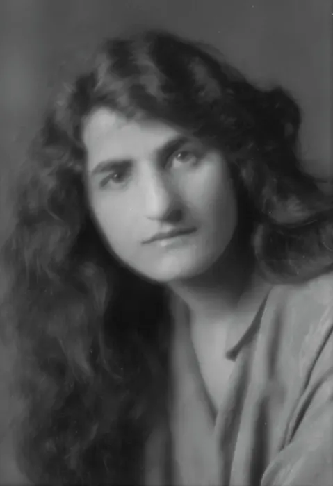 Framed Print : Reiss, Miss, portrait photograph, 1915. Creator: Arnold Genthe Framed Print : Reiss, Miss, portrait photograph, 1915. Creator: Arnold Genthe