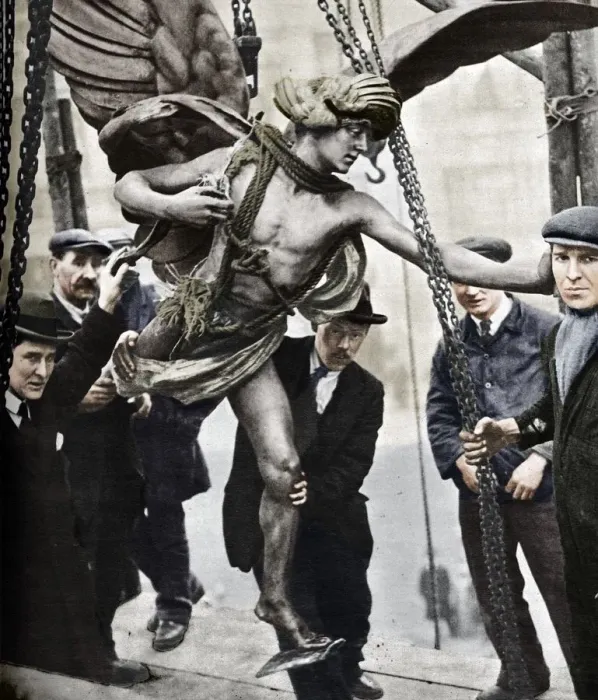 Framed Print : The removal of Eros, 1925, (1938) Framed Print : The removal of Eros, 1925, (1938)