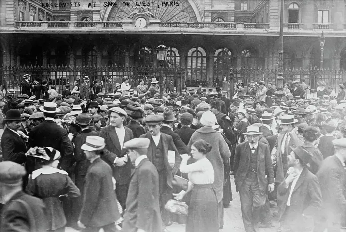 Framed Print : Reservists at Gare de l'Est, Paris, 1914. Creator: Bain News Service Framed Print : Reservists at Gare de l'Est, Paris, 1914. Creator: Bain News Service