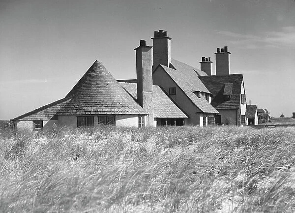Residence of Ellery James, between 1911 and 1942. Creator: Arnold Genthe