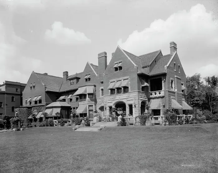 Framed Print : Residence of Franklin H. Walker, 850 Jefferson Avenue, Detroit, Mich. between 1905 and 1915. Creator: Unknown Framed Print : Residence of Franklin H. Walker, 850 Jefferson Avenue, Detroit, Mich. between 1905 and 1915. Creator: Unknown