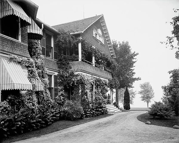Residence of Geo. H. Russell [i.e. George H. Russel], Grosse Pointe, Mich. between 1890 and 1901. Creator: Unknown