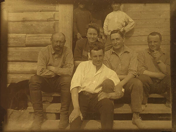 On a rest - Group portrait, 1929. Creator: Unknown