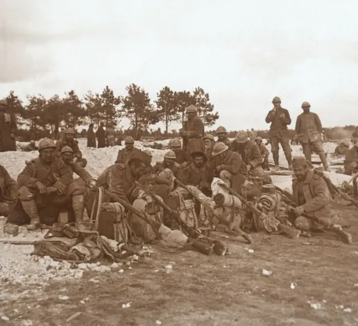 Framed Print : Rest stop, Champagne, northern France, c1914-c1918 Framed Print : Rest stop, Champagne, northern France, c1914-c1918