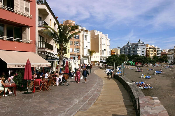 Resturant and beach, El Medano, Tenerife, 2007