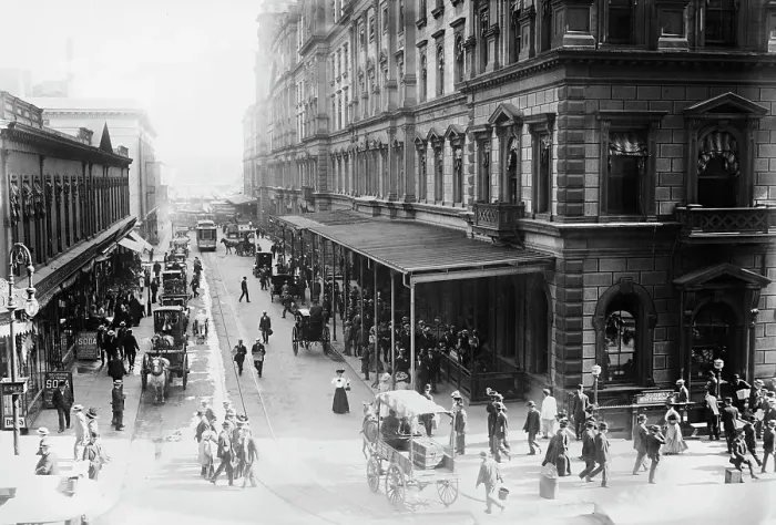 Framed Print : Returning summer crowd outside Grand Central 9 / 8 / 08 [New York], 1908. Creator: Bain News Service