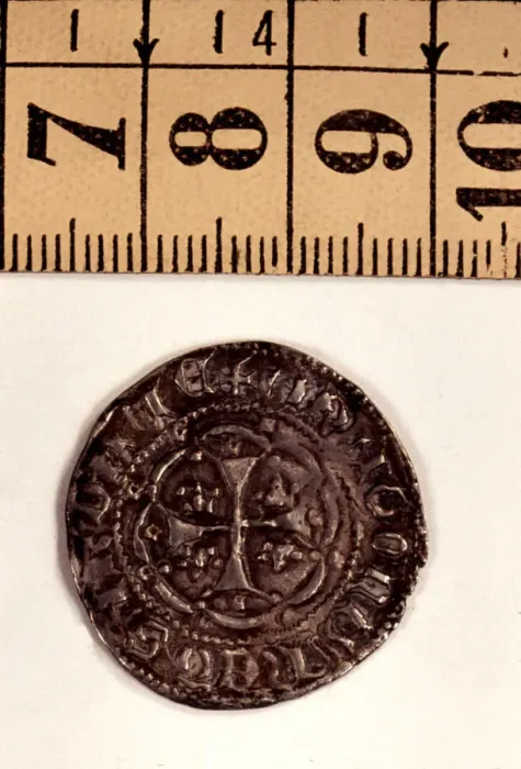 Framed Print : Reverse of an Alfonsin in silver, reign of Peter III the Cerimonious. Mint: Sardinia Framed Print : Reverse of an Alfonsin in silver, reign of Peter III the Cerimonious. Mint: Sardinia