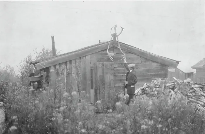 Framed Print : Rex Beach's cabin, between c1900 and 1916. Creator: Unknown Framed Print : Rex Beach's cabin, between c1900 and 1916. Creator: Unknown