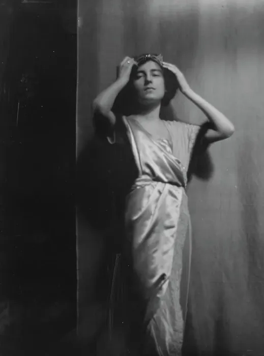 Framed Print : Rice, Muriel, Miss, portrait photograph, 1913. Creator: Arnold Genthe Framed Print : Rice, Muriel, Miss, portrait photograph, 1913. Creator: Arnold Genthe
