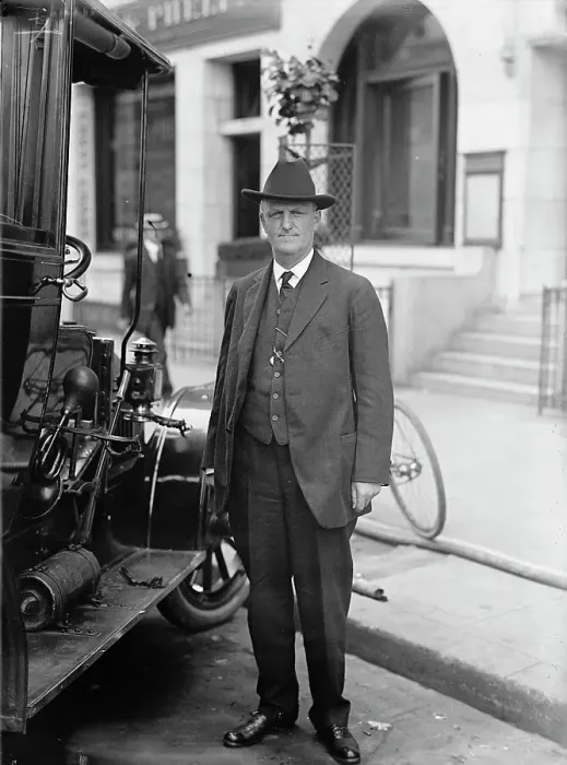 Framed Print : Richard Lee Metcalfe, Civ. Gov. Canal Zone, 1913. Creator: Harris & Ewing. Richard Lee Metcalfe, Civ. Gov. Canal Zone, 1913. Creator: Harris & Ewing Framed Print : Richard Lee Metcalfe, Civ. Gov. Canal Zone, 1913. Creator: Harris & Ewing. Richard Lee Metcalfe, Civ. Gov. Canal Zone, 1913. Creator: Harris & Ewing