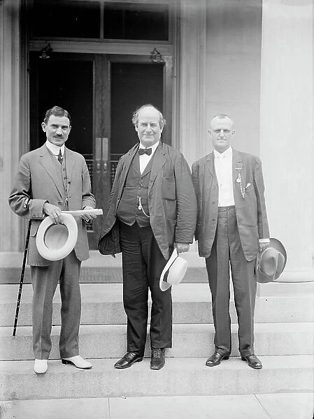 Richard Lee Metcalfe, Civ. Gov. Canal Zone, with Min. Morales of Panama And Sec. Bryan, 1913. Creator: Harris & Ewing. Richard Lee Metcalfe, Civ. Gov. Canal Zone, with Min. Morales of Panama And Sec. Bryan, 1913. Creator: Harris & Ewing