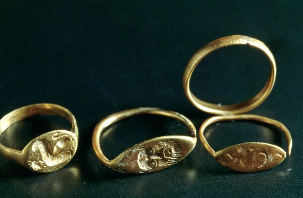 Rings, Jewellery, Tunisia, c3rd-4th Century