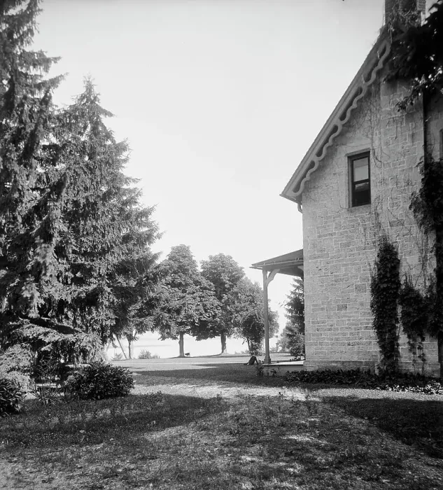 Framed Print : Rio Vista, Grosse Ile, Mich. between 1900 and 1910. Creator: William H. Jackson Framed Print : Rio Vista, Grosse Ile, Mich. between 1900 and 1910. Creator: William H. Jackson