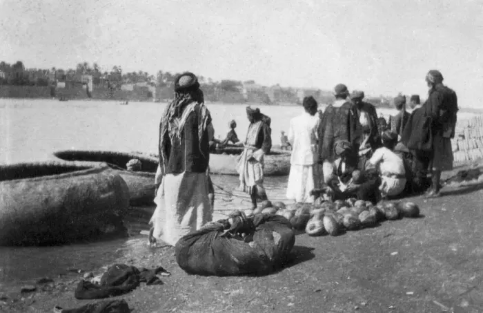 Framed Print : River craft laden with melons, Tigris River, Baghdad, Iraq, 1917-1919 Framed Print : River craft laden with melons, Tigris River, Baghdad, Iraq, 1917-1919