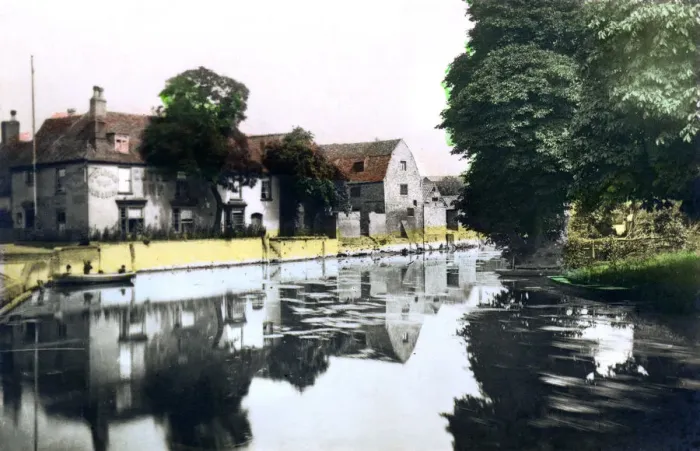 Framed Print : The River Ouse at Ely, Cambridgeshire, 1926. Artist: Cavenders Ltd Framed Print : The River Ouse at Ely, Cambridgeshire, 1926. Artist: Cavenders Ltd