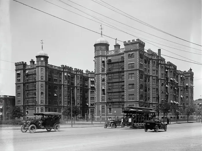 Framed Print : Riverbank Court, Cambridge, Mass. between 1900 and 1920. Creator: Unknown Framed Print : Riverbank Court, Cambridge, Mass. between 1900 and 1920. Creator: Unknown