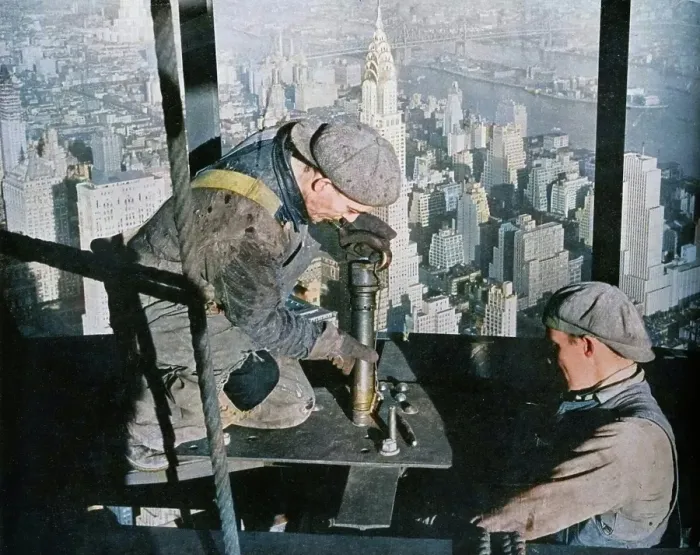 Framed Print : Rivetting the last bolts on The Morning Mast of the Empire State building, c1931. Creator: Lewis Wickes Hine. Rivetting the last bolts on The Morning Mast of the Empire State building, c1931 Framed Print : Rivetting the last bolts on The Morning Mast of the Empire State building, c1931. Creator: Lewis Wickes Hine. Rivetting the last bolts on The Morning Mast of the Empire State building, c1931