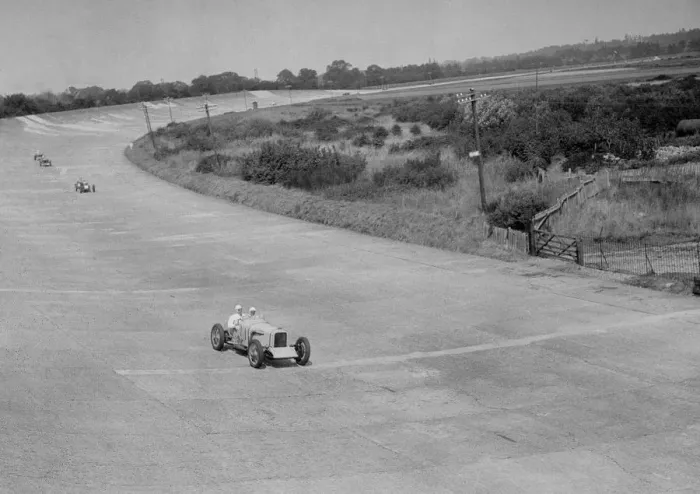 Framed Print : RJ Mundays Munday Special on Byfleet Banking, BARC meeting, Brooklands, Surrey, 1933 Framed Print : RJ Mundays Munday Special on Byfleet Banking, BARC meeting, Brooklands, Surrey, 1933