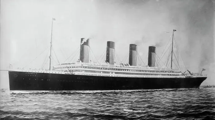 Framed Print : RMS Olympic, between c1910 and c1915. Creator: Bain News Service Framed Print : RMS Olympic, between c1910 and c1915. Creator: Bain News Service