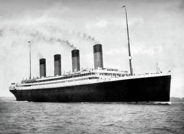 Framed Print : RMS Olympic, White Star Line ocean liner, 1911-1912. Artist: FGO Stuart Framed Print : RMS Olympic, White Star Line ocean liner, 1911-1912. Artist: FGO Stuart