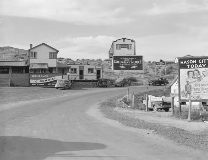 Framed Print : Road which crosses the highway and leads from Coulee city, Grant County, Washington, 1939. Creator: Dorothea Lange Framed Print : Road which crosses the highway and leads from Coulee city, Grant County, Washington, 1939. Creator: Dorothea Lange