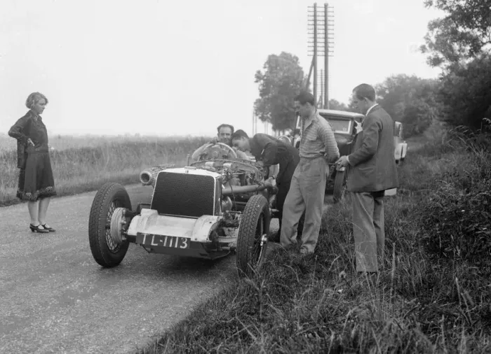 Framed Print : Road testing Raymond Mays Vauxhall-Villiers, c1930s. Artist: Bill Brunell Framed Print : Road testing Raymond Mays Vauxhall-Villiers, c1930s. Artist: Bill Brunell