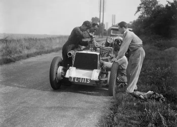 Framed Print : Road testing Raymond Mays Vauxhall-Villiers, c1930s. Artist: Bill Brunell Framed Print : Road testing Raymond Mays Vauxhall-Villiers, c1930s. Artist: Bill Brunell