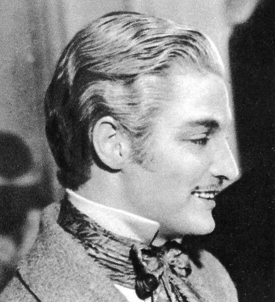 Robert Donat, English actor, 1934-1935