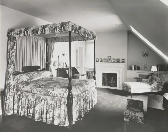 Framed Print : The Rocks, home of Mr. & Mrs. Pierre Gaillard - Bedrooml, between 1926 and 1950. Creator: Frances Benjamin Johnston. The Rocks, home of Mr. & Mrs. Pierre Gaillard - Bedrooml, between 1926 and 1950. Creator: Frances Benjamin Johnston Framed Print : The Rocks, home of Mr. & Mrs. Pierre Gaillard - Bedrooml, between 1926 and 1950. Creator: Frances Benjamin Johnston. The Rocks, home of Mr. & Mrs. Pierre Gaillard - Bedrooml, between 1926 and 1950. Creator: Frances Benjamin Johnston