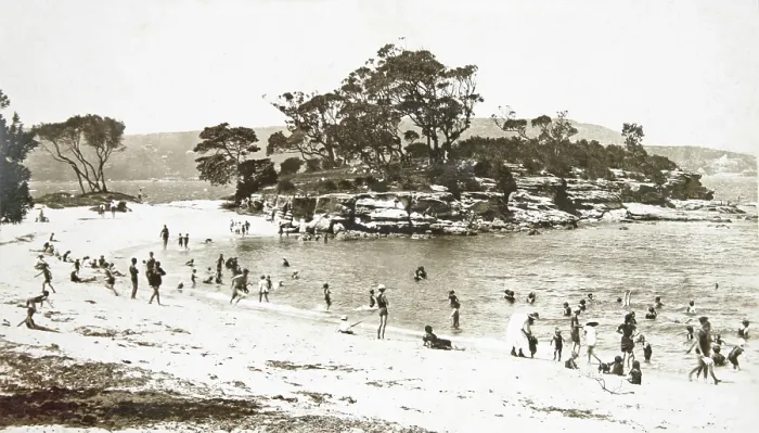 Framed Print : Rocky Point, Balmoral, c1920. Creator: Unknown Framed Print : Rocky Point, Balmoral, c1920. Creator: Unknown