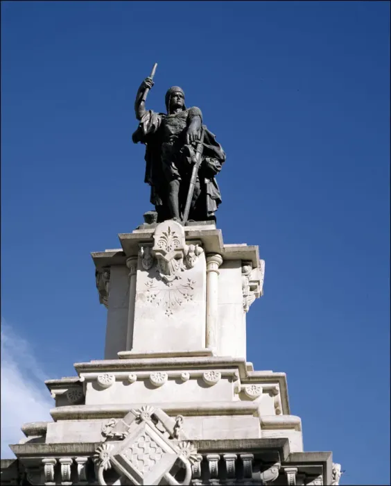 Framed Print : Roger de Lluria (1250-1305), Catalan Admiral from Italian origin, monument in the city of Tarragona Framed Print : Roger de Lluria (1250-1305), Catalan Admiral from Italian origin, monument in the city of Tarragona
