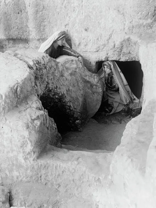 Framed Print : Rolling Stone, Tomb of Kings, Jerusalem, between c1915 and c1920. Creator: Bain News Service Framed Print : Rolling Stone, Tomb of Kings, Jerusalem, between c1915 and c1920. Creator: Bain News Service